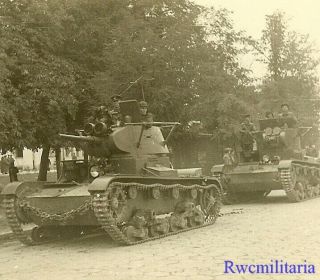 Rare German Troops Link Up W/ Russian T - 26 Panzer Tank Unit; Poland 1939 (1)