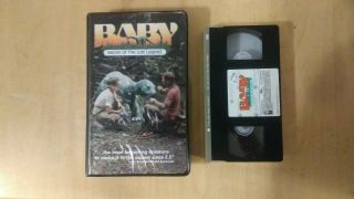 Rare Baby: Secret Of The Lost Legend (1985) Vhs Clamshell Walt Disney Dinosaur