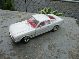 1965 Ford Mustang 2,  2 Johnny Lightning 1 - 24 Scale Rare Red& White Interior