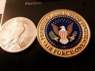 RARE GOLD COLORED AIR FORCE ONE PRESIDENT TRUMP TO KOREA CHALLENGE COIN 2