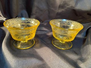Rare Antique Yellow Glass Etched Pudding / Jello / Sherbet / Ice Cream Bowls