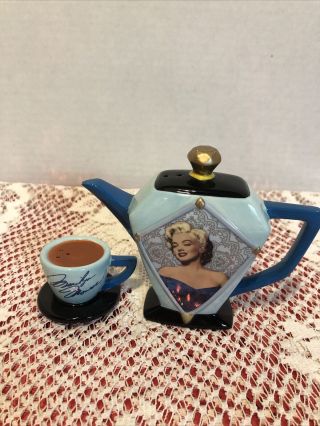 Rare Marilyn Monroe Teapot & Cup Salt And Pepper Shakers,  2006 Cmg Vandor Slc Ut