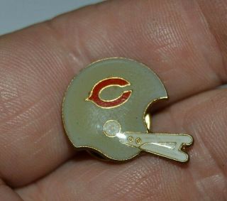 Vintage Chicago Bears Nfl Lapel Hat Jacket Pin Rare Color Combo Gray / Red