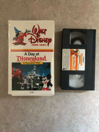 Walt Disney Home Video A Day At Disneyland Vhs Clam Shell Case Rare
