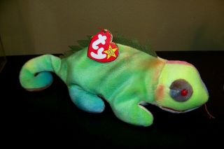 Ty Beanie Baby Rainbow The Chameleon With Iggy Tags.  Rare Canada Split Color