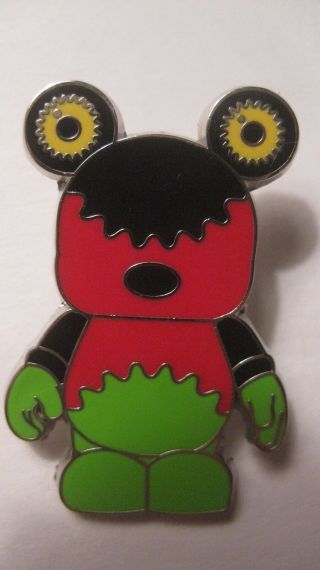 Rare Disney Pin Limited Release Vinylmation Red Gears Urban 3 Series 2009 Pin553