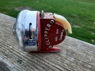 Vintage Rare Clipper Compac Model No.  36 Fishing Reel Made In Japan.