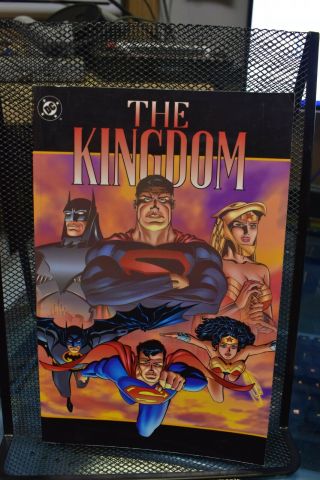 The Kingdom By Mark Waid Dc Tpb Rare Oop Superman Batman Wonder Woman Kc Ross