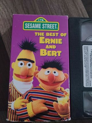 Sesame Street - The Best of Ernie and Bert (VHS,  1986) PBS - VIDEO CASSETTE - RARE 2