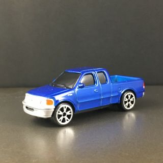 1997 97 Ford Pickup Truck Extended Cab Rare 1:64 Scale Diorama Diecast Model Car