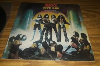 Kiss Love Gun Lp Vinyl Rare Australian Release Vg Different Back Cover