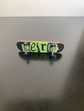 Rare Vintage Tech Deck Zero 96mm Black & Green Fingerboard Skateboard