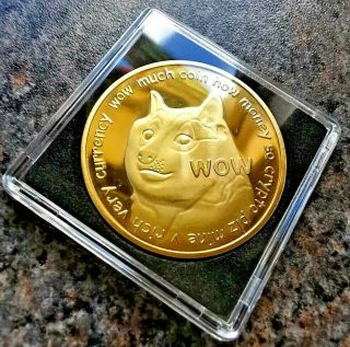 Rare Novelty Gold Dogecoin In Display Case.  Collectors Edition.  Fastest Postage