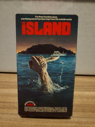 The Island (vhs,  1981) Mca Rainbow Michael Caine Horror Rare