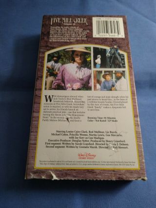FIVE MILE CREEK - Volume 10 (vhs) Louise Caire Clark,  Rod Mullinar.  VG Cond.  Rare 2