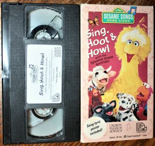 Sesame Street: Sing,  Hoot & Howl (vhs) Big Bird & Other Animals.  Vg Cond.  Rare