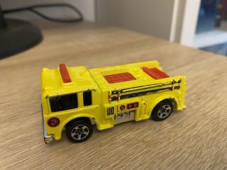 Rare Vintage 1976 Mattel Hot Wheels Yellow Fire Eater Engine Truck 1/64