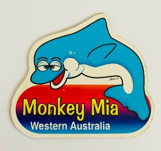 Monkey Mia Magnet Western Australia Souvenir Dolphin Rare Vintage (k17)