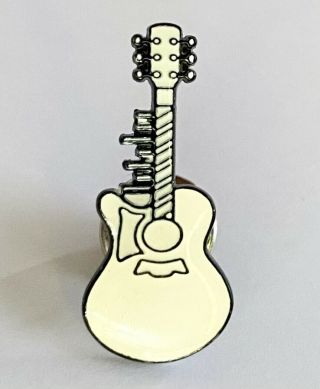 Acoustic Guitar Pin Badge Music Rare Vintage (k22)