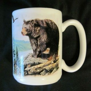 Bear In Nature Painting Ceramic Coffee Mug Made In Usa Rare Design Euc