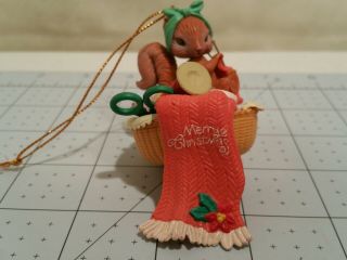 Rare 1996 Lustre Fame Mouse Knitting Sewing Basket Christmas Ornament