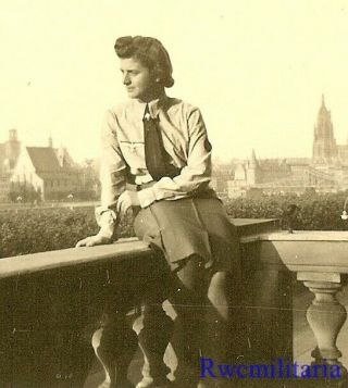 Rare Female Uniformed Wehrmacht Blitzmädel Helferin Girl Posed On Balcony