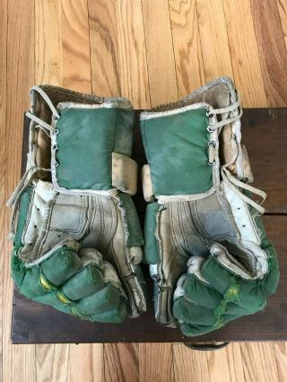 Rare Vintage CCM Hockey Gloves CCM HG 3 Minnesota North Stars Wear or Display 2