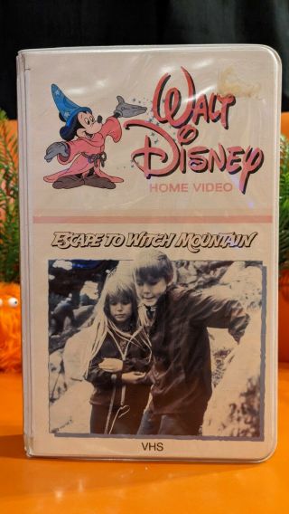 Disney Vhs Escape To Witch Mountain Release White Clamshell 1975 Rare