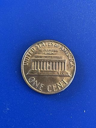 (2) Small Date 1982 D Copper Rare Penny - Error coin Lincoln memorial Penny 3