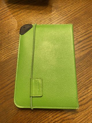 Amazon Kindle 3rd Generation Leather Lighted Cover In Rare Apple Green