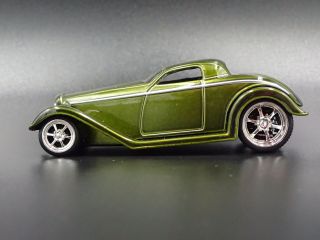 1932 32 Ford Coupe Chopped Hot Rod Rare 1:64 Scale Diorama Diecast Model Car