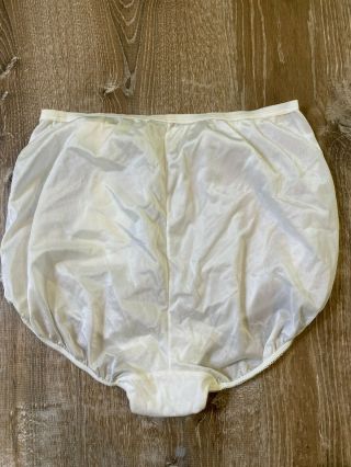 VTG Olga Panties White Nylon Granny Hi - Cut Panty Briefs Style 891 Size 8 NOS 2