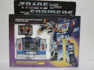 Vintage 1984 Hasbro Takara Transformers G1 Soundwave Figure W/ Box - Afa Ready