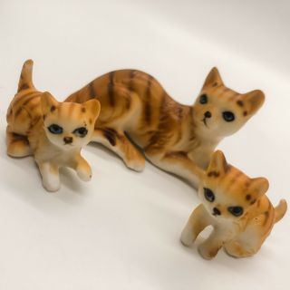 Set Of 3 Vintage Bone China Cat Figurines Made In Japan " Mom And Kittens "
