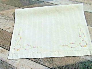 Vintage Huck Linen Bath Guest Show Towel Hand Embroidered Floral French Knots