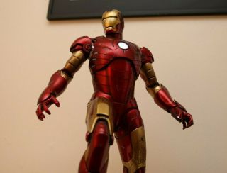 Sideshow Collectibles Iron Man Mk Iii 1/4 Scale Maquette Statue W/working Lights
