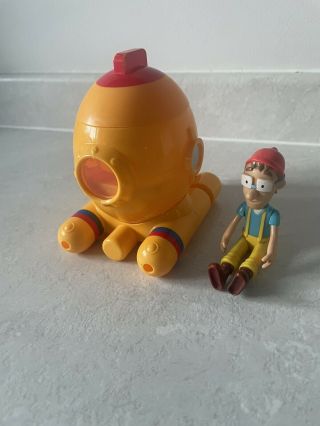 Very Rare Paw Patrol Yellow Submarine With Captain Turbot Bath Toy