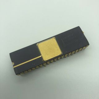 Intel 8087 - 2 Vintage Math Coprocessor C8087 Circa 1984 Fpu 8086 80x86 Gold Top