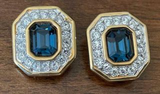 Vintage Sal Swarovski Signed Blue White Crystals Stud Earrings Gold Tone Clip