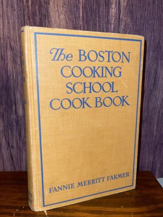 Boston Cooking School Cookbook Pre - War 1943 Hc Fannie Farmer Vintage Recipes