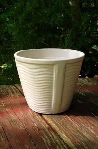 Vintage Mcm Mccoy Wavy Lines Matte White Flower Pot Planter