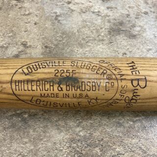 Vintage Louisville Slugger Wood Softball Bat 225f Hillerich & Bradsby 33” 30 Oz