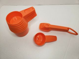 Vtg Tupperware - Orange - 6 Nesting Measuring Cups & 7 Measuring Spoons W/ring
