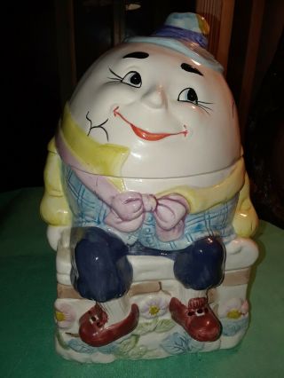 Vintage Humpty Dumpty Cookie Jar Bico - China Collectible.  Euc.
