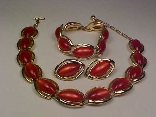 Vintage Signed Coro Goldtone/red Thermoset Necklace/bracelet/earrings Set