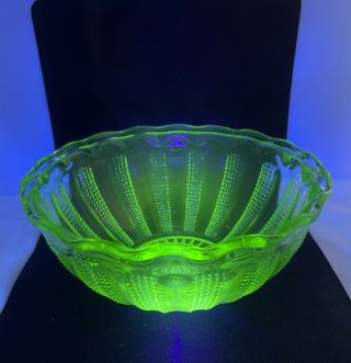 Vintage Uranium Vaseline Glass Green Mixing Bowl Ribbed 7 1/2” Ruffled Edge