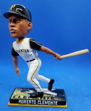 Roberto Clemente Legengs Of The Diamond Forever Collectibles Bobblehead Limted
