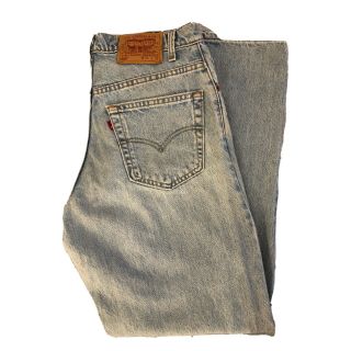 Vintage Levi’s 560 Men’s Loose Fit Tapered Leg Jeans Light Wash 32 X 32