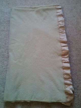 VINTAGE ST.  MARY ' S PURE WOOL SATIN EDGES BLANKET THROW - SOFT&WARM 2