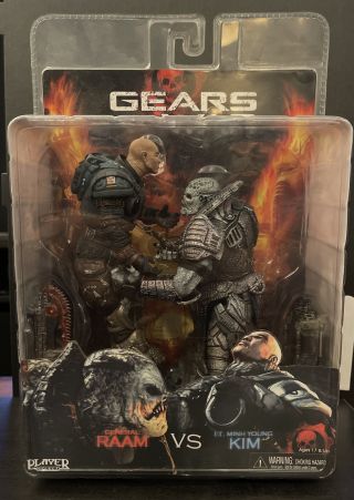 Neca Gears Of War Player Select Gow General Raam Vs.  Lt.  Minh Young Kim